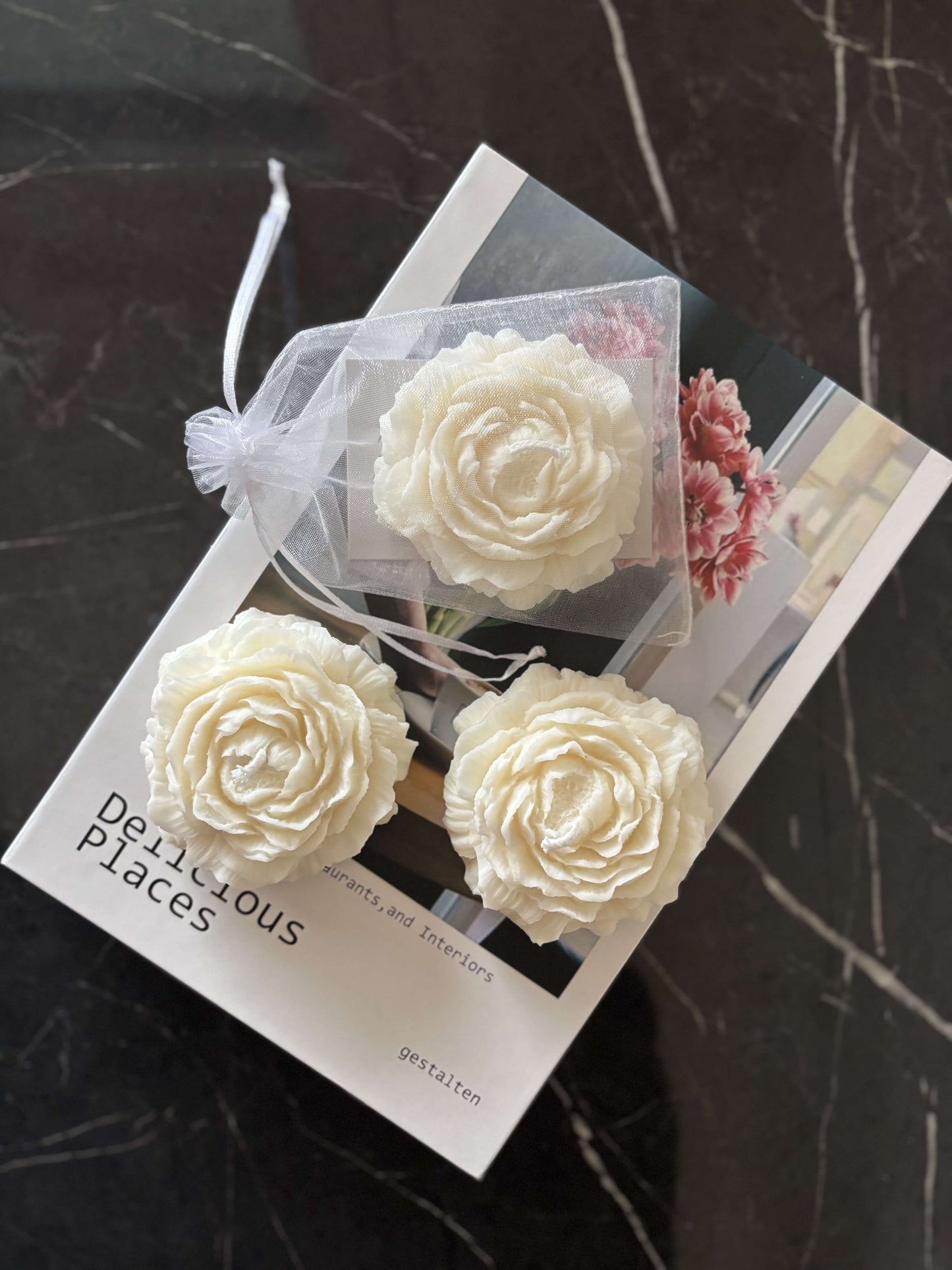 Peony Kerze