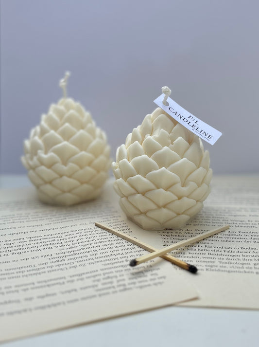Pine Cone Kerze